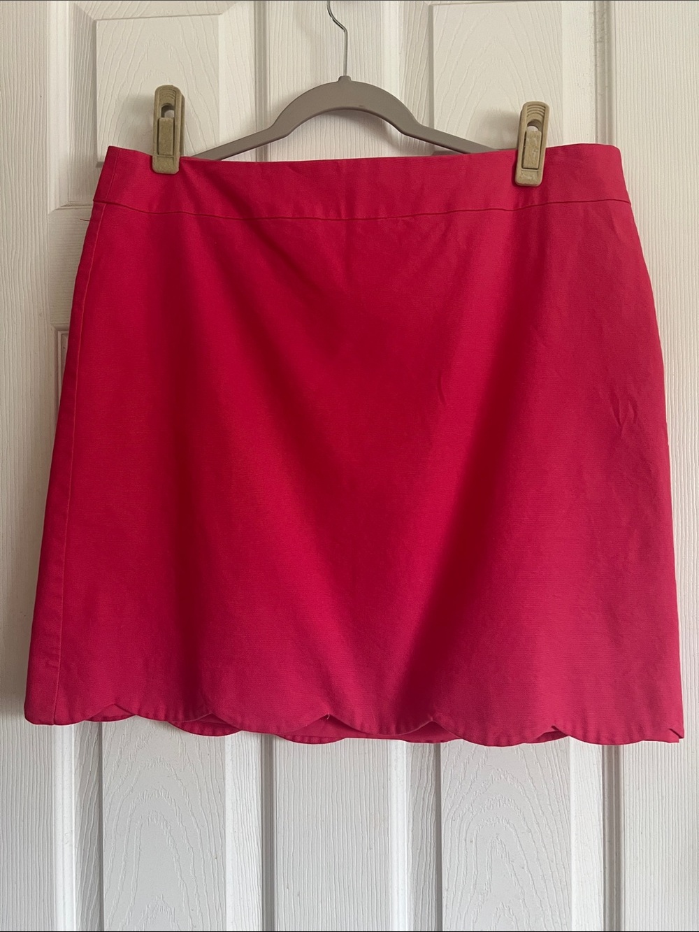 Women’s Scallop Hem Pink Skirt